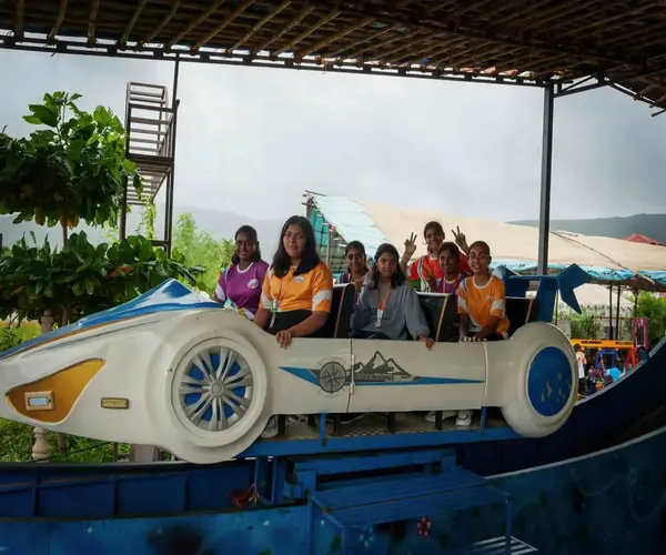Pendulum ride for fun at Sneh Resort In Pune